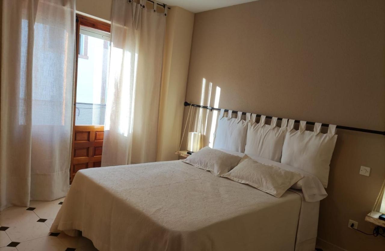 Apartamento La Terraza de Mari Luz Candeleda Exterior foto